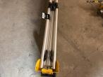 Dewalt DWS777-QS gear saw with table 17