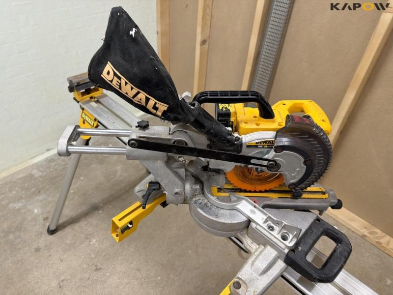 Dewalt miter saw on battery 8