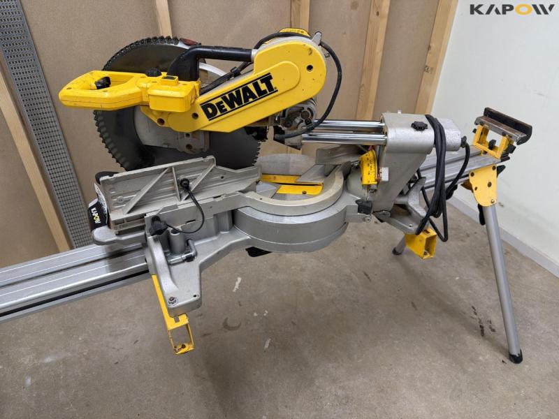Dewalt chop/mitre saw 4