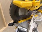 Dewalt chop/mitre saw 8