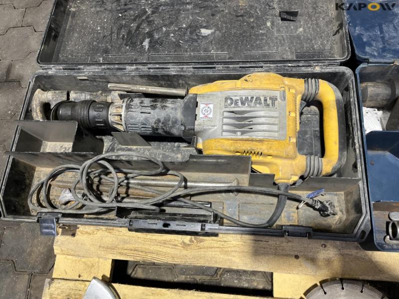 Dewalt and Bosch tools 10