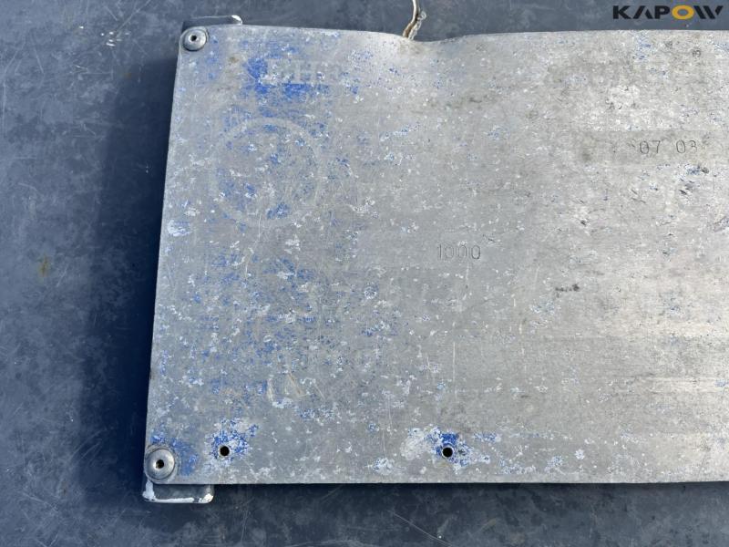 Diesel tank 1000L 13