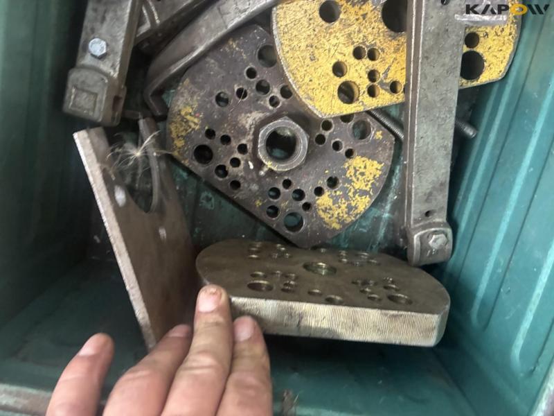 Various puller tools 12