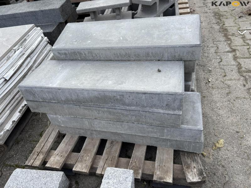 Various paving stones 57