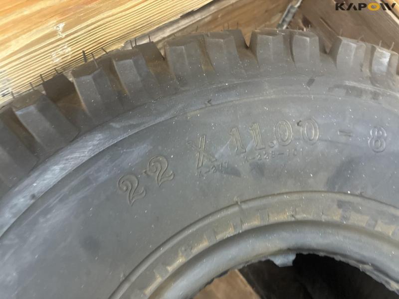 Various tires 21