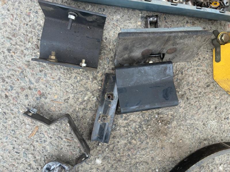 Various parts for New Holland combine harvester 25