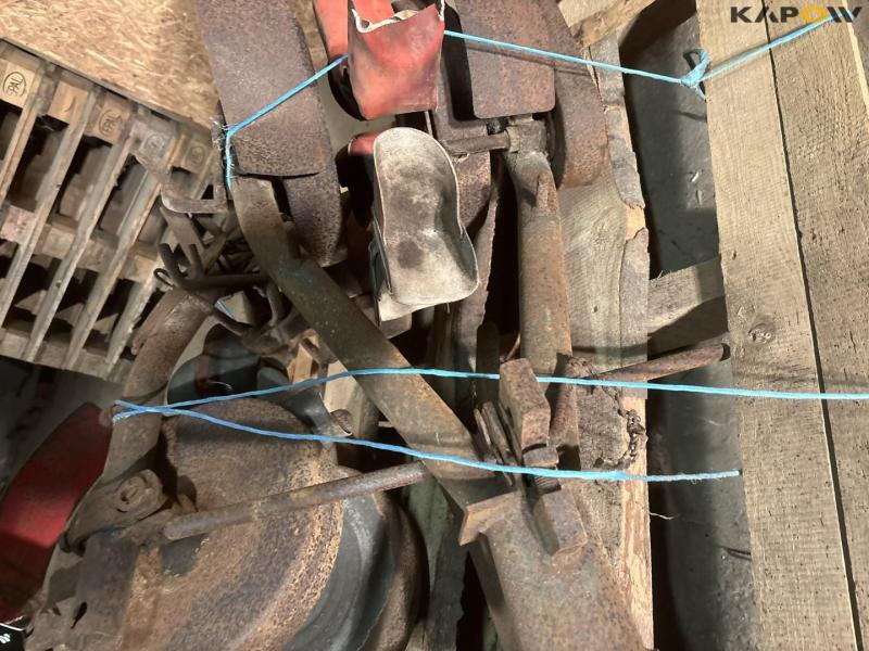 Miscellaneous parts 9