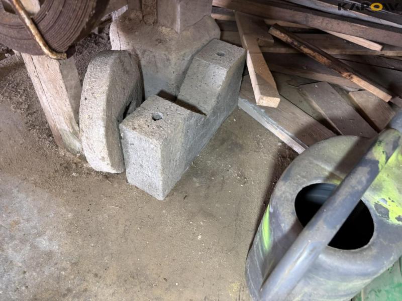 Miscellaneous parts 61