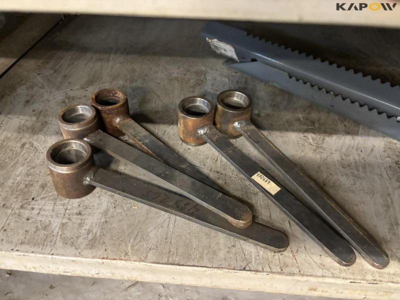 Miscellaneous parts 62