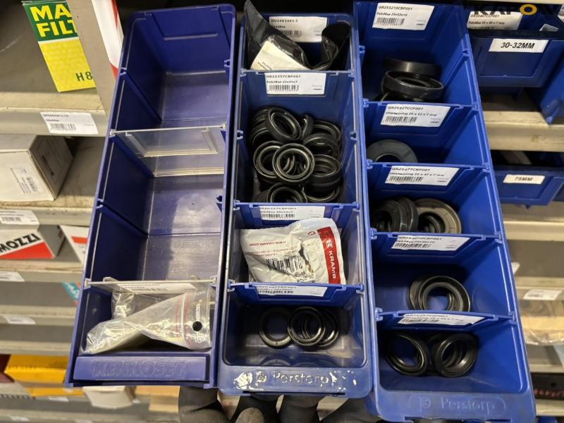 Miscellaneous parts 262