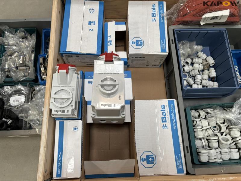 Various electrical parts - new 9