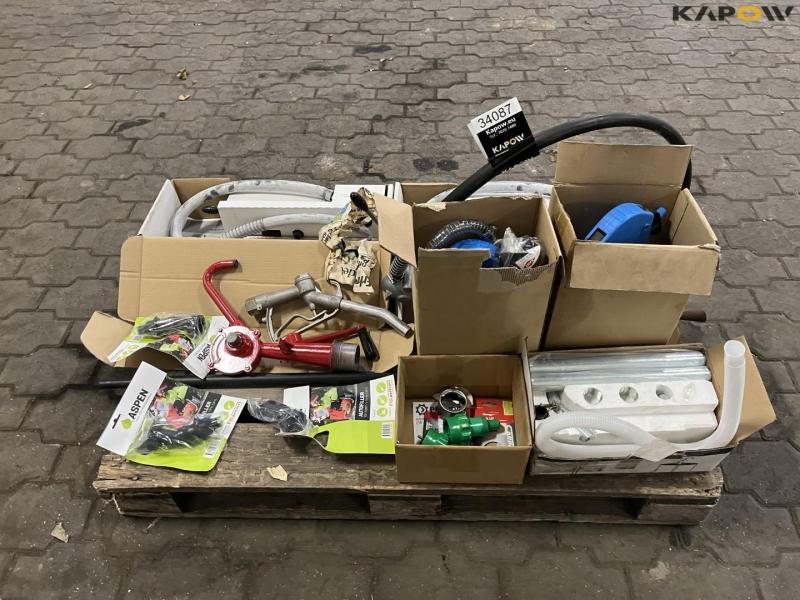 Various hand pumps - New 4