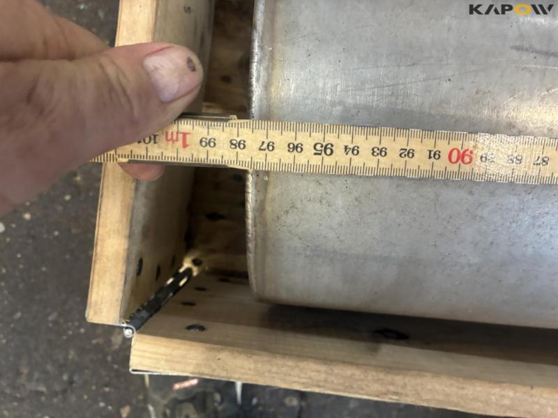 Various hydraulic equipment / Tank 10