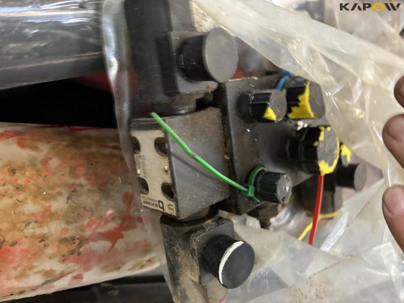 Miscellaneous hydraulics 29