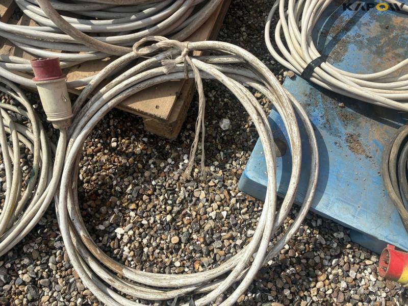 Various cables and connectors 17