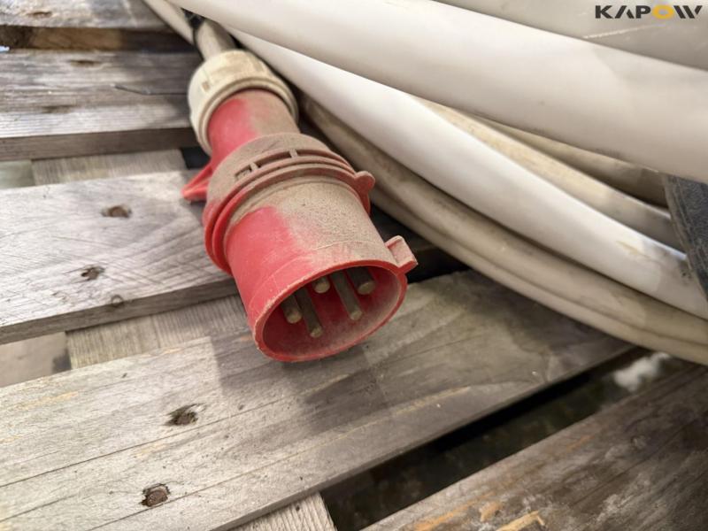 Miscellaneous cables 11