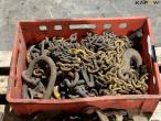 Various chains and ropes 5