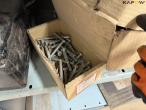 Various MF/New Holland baler spare parts 17