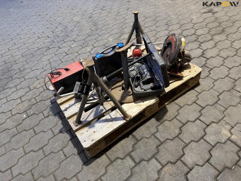 Miscellaneous on pallet 7
