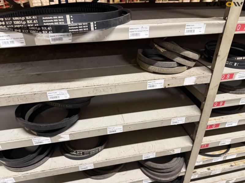 Various straps 40