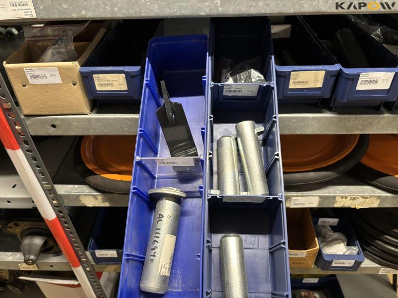 Various spare parts - new 285