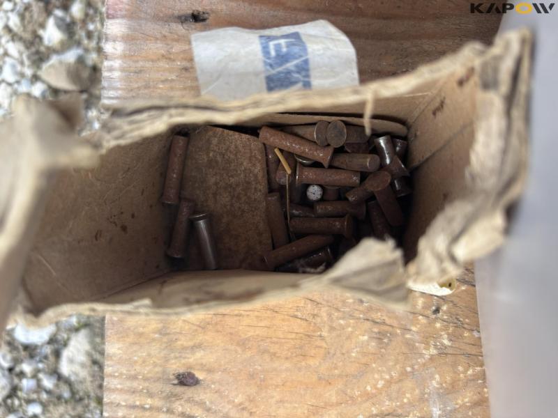 Various spare parts 12