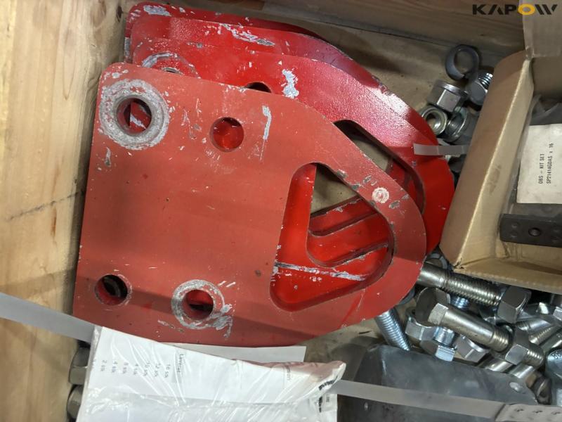 Various spare parts 38
