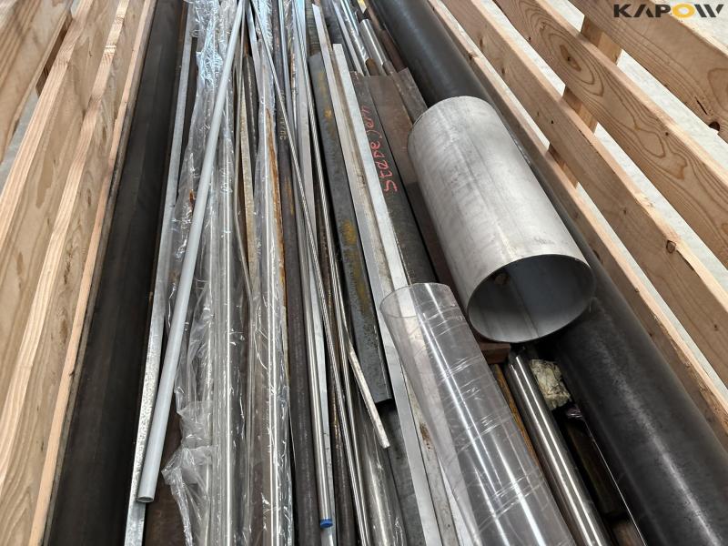 Miscellaneous pipes 11