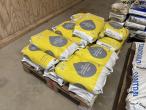 Miscellaneous sack goods 14