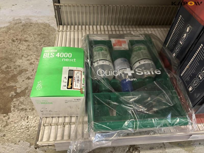 Various safety and stable equipment 18