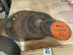 Various cutting discs 4
