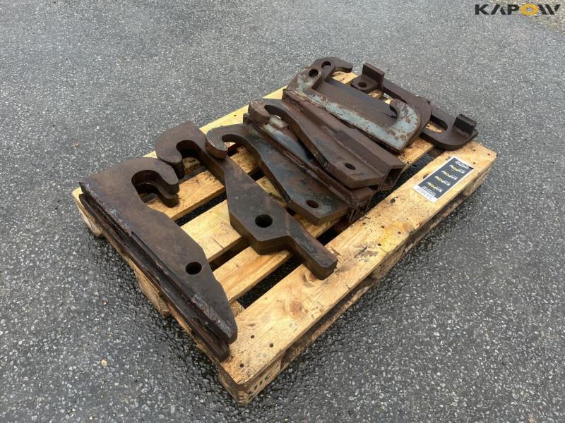 Various bucket fittings 3