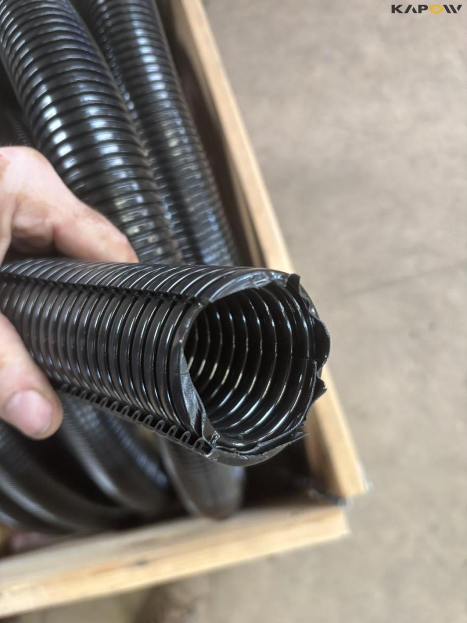 Various hoses - New 19