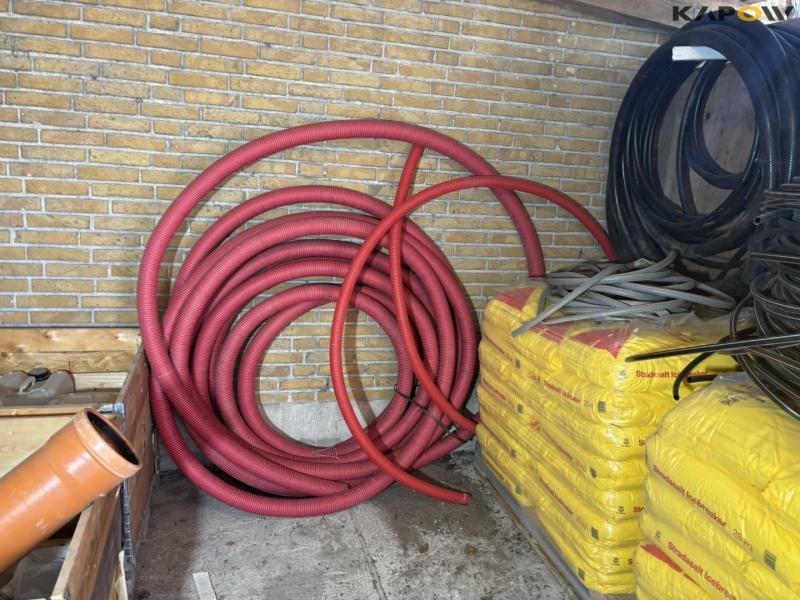 Various hoses 4