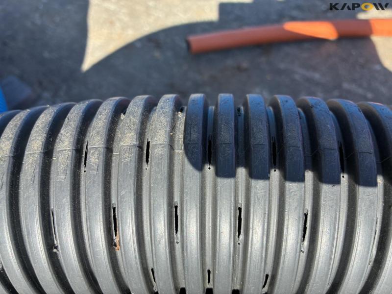 Various hoses 9