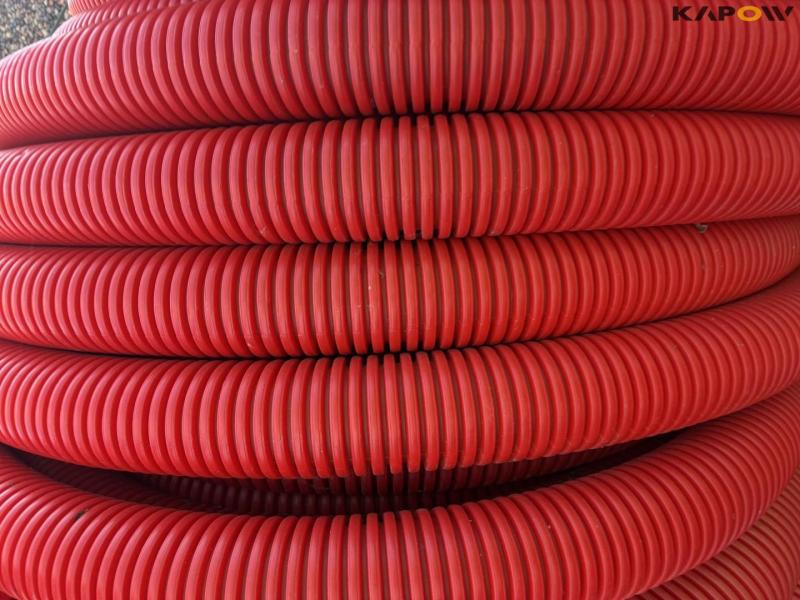 Various hoses 17