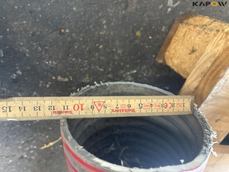 Various hoses 23