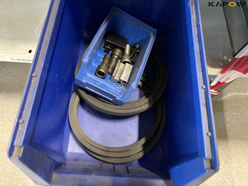 Various grinders and cutting discs 14