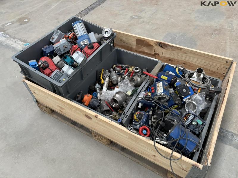 Various compressed air equipment - actuators 4