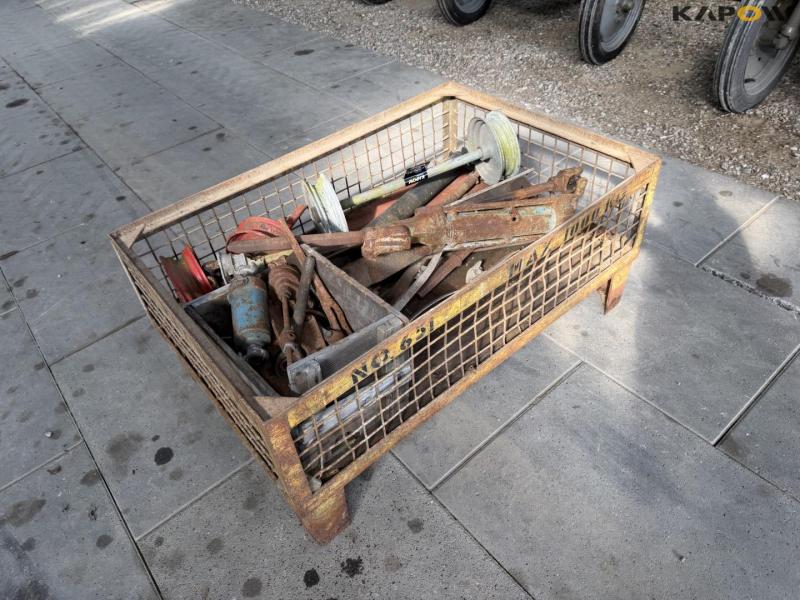 Miscellaneous equipment 7