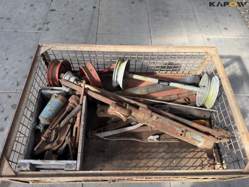 Miscellaneous equipment 9