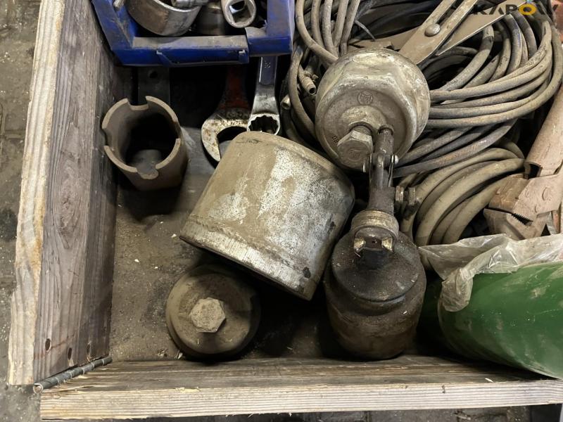 Various tools from service vehicle 10