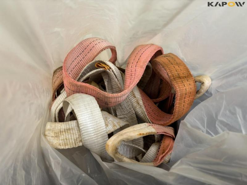 Various tools and straps 33