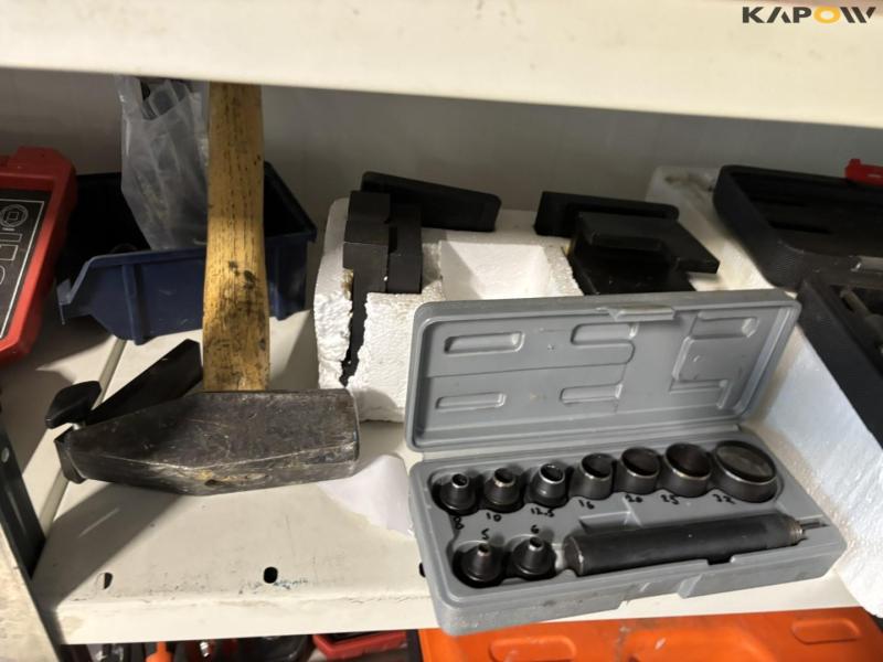 Miscellaneous tools 33