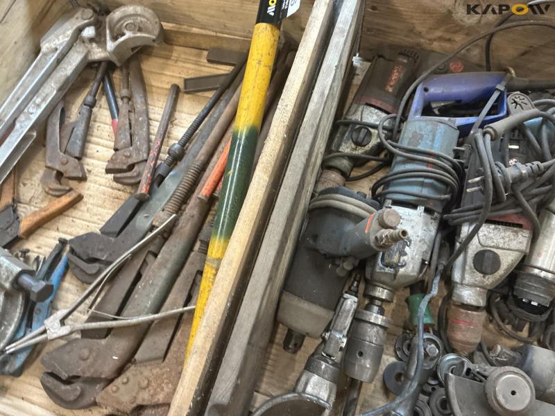 Miscellaneous tools 14