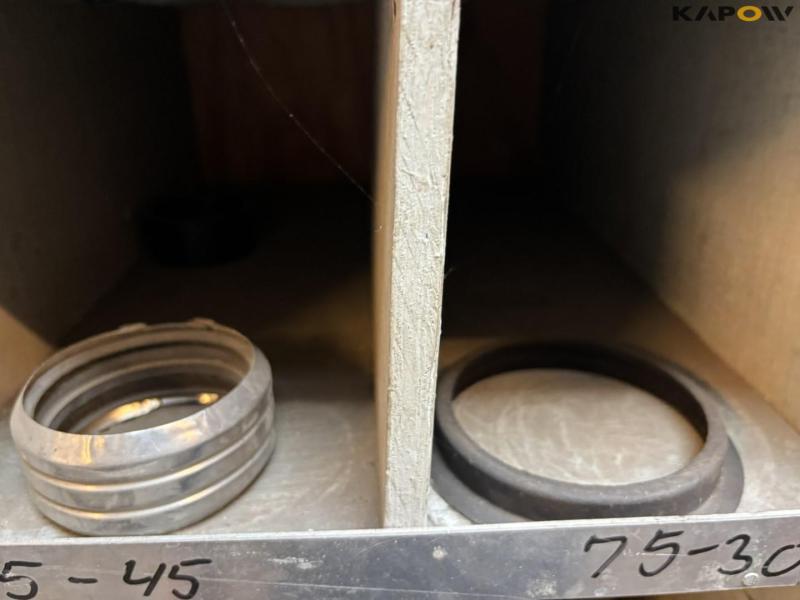 Miscellaneous plumbing parts 12