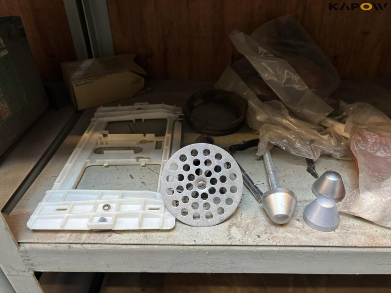 Miscellaneous plumbing parts 75