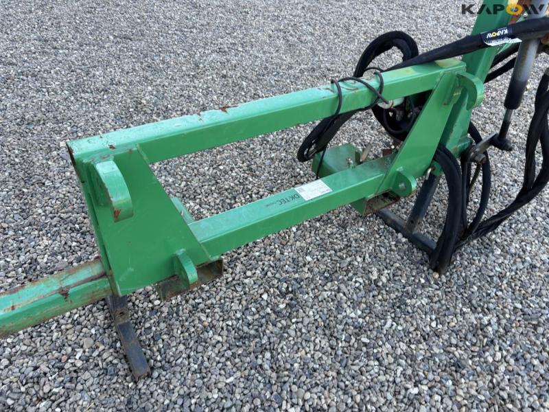 DK-TEC CHJ-F180 hedge trimmer with Euro hitch 17