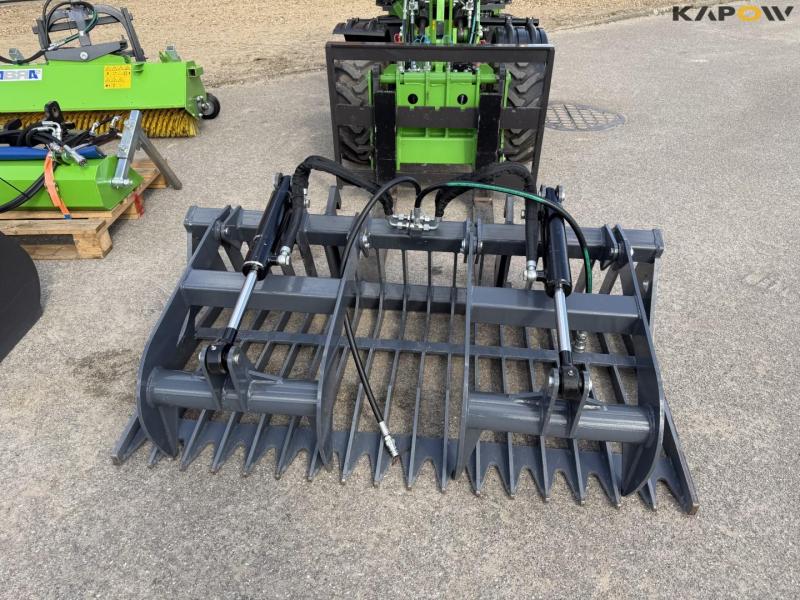DK-TEC MATZM906 mini loader with accessories 41