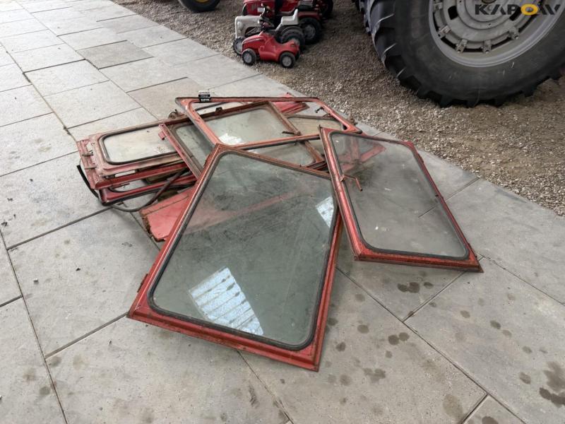 Doors and windows for Massey Ferguson 3